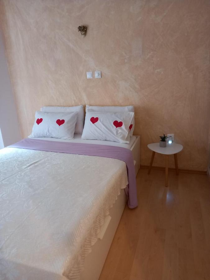 Tiny Treasure Apartment Athen Eksteriør billede