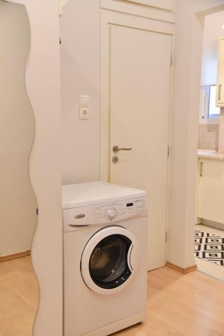 Tiny Treasure Apartment Athen Eksteriør billede